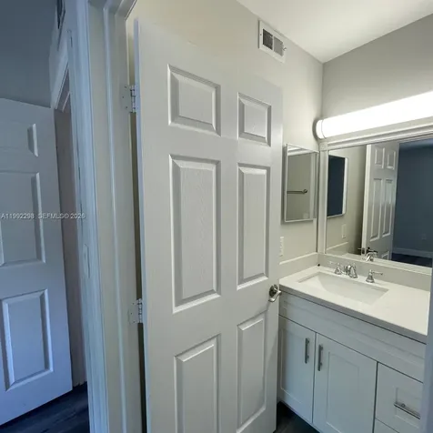 301 Palm Circle E Pembroke Pines FL 33025
