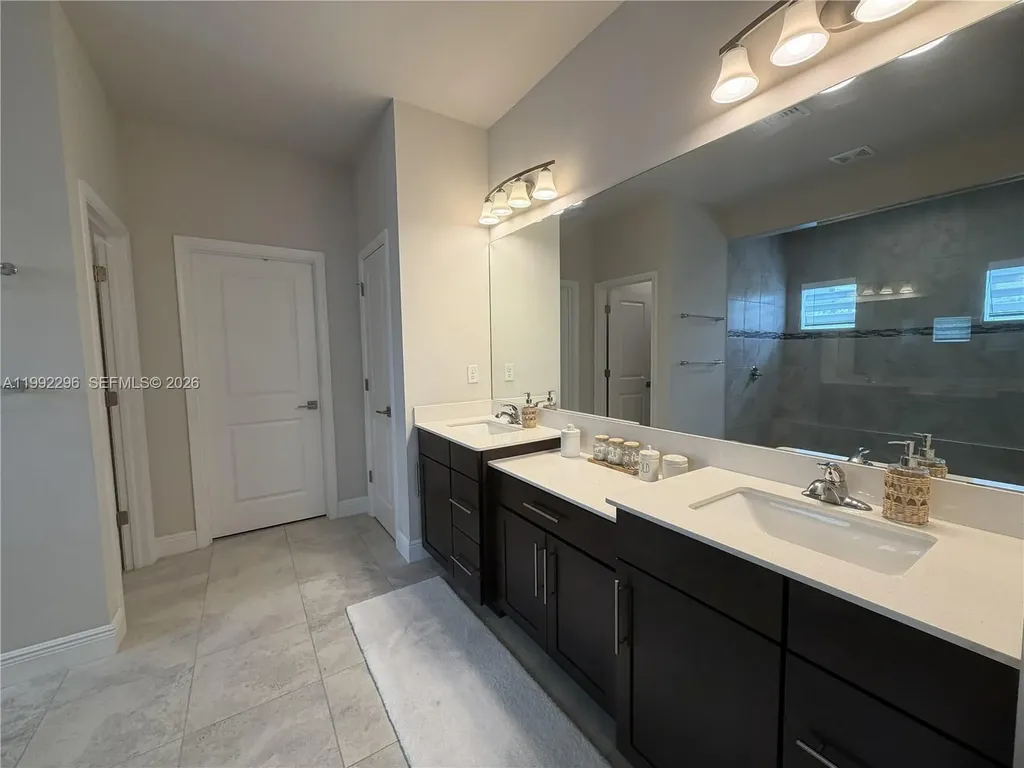 19148 N Broad Shore Walk Loxahatchee FL 33470