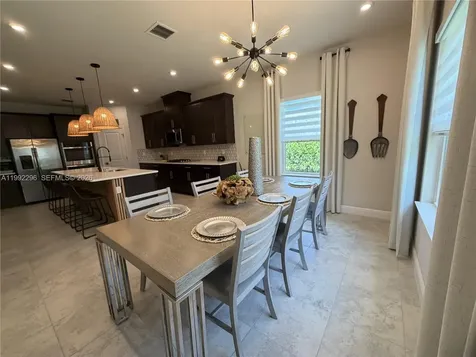 19148 N Broad Shore Walk Loxahatchee FL 33470