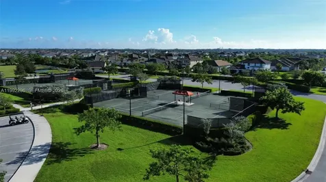 19148 N Broad Shore Walk Loxahatchee FL 33470