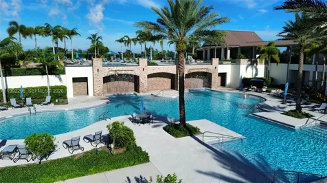 19148 N Broad Shore Walk Loxahatchee FL 33470