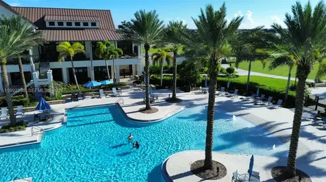 19148 N Broad Shore Walk Loxahatchee FL 33470
