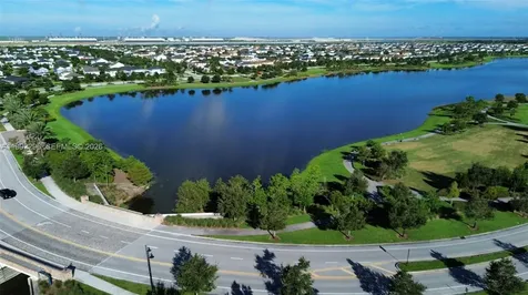 19148 N Broad Shore Walk Loxahatchee FL 33470