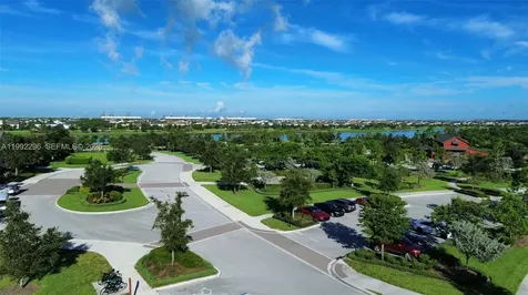 19148 N Broad Shore Walk Loxahatchee FL 33470