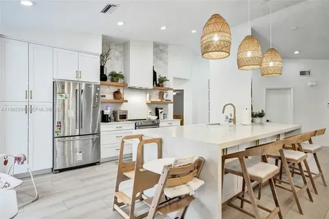 5790 SW 88th Avenue Cooper City FL 33328