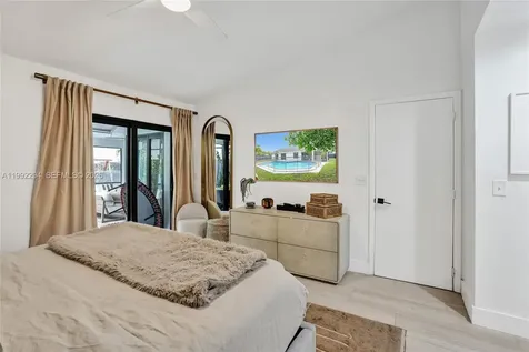5790 SW 88th Avenue Cooper City FL 33328