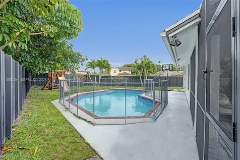 5790 SW 88th Avenue Cooper City FL 33328