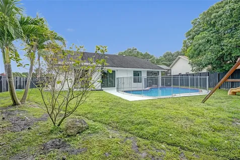 5790 SW 88th Avenue Cooper City FL 33328