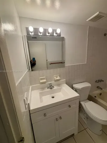 2046 W Flagler Street Miami FL 33135