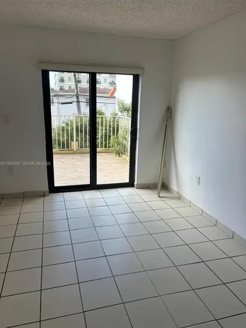 2046 W Flagler Street Miami FL 33135