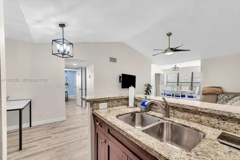 2796 S University Drive Davie FL 33328