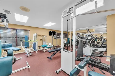 2796 S University Drive Davie FL 33328