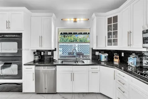 472 Sunset Drive Hallandale Beach FL 33009