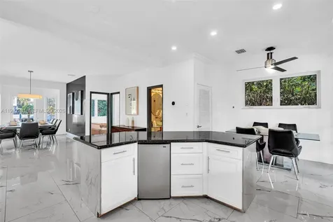 472 Sunset Drive Hallandale Beach FL 33009