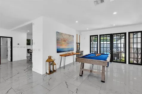 472 Sunset Drive Hallandale Beach FL 33009
