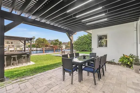 472 Sunset Drive Hallandale Beach FL 33009