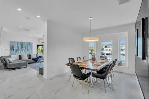 472 Sunset Drive Hallandale Beach FL 33009
