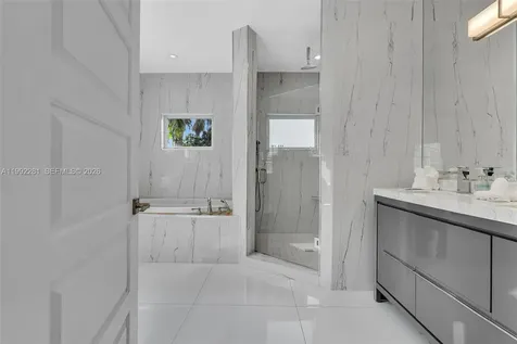 472 Sunset Drive Hallandale Beach FL 33009