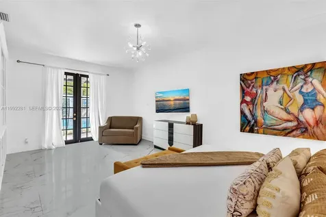 472 Sunset Drive Hallandale Beach FL 33009