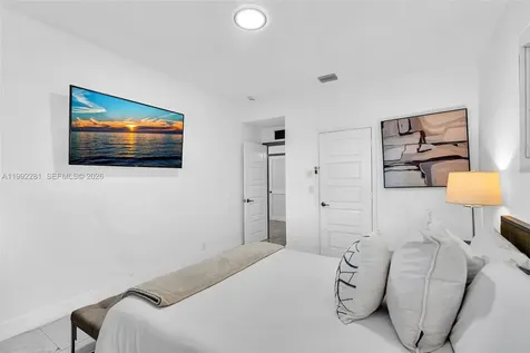 472 Sunset Drive Hallandale Beach FL 33009