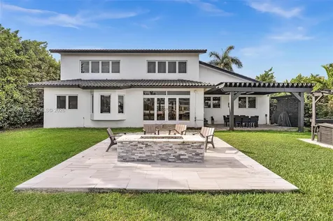 472 Sunset Drive Hallandale Beach FL 33009
