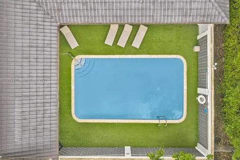 472 Sunset Drive Hallandale Beach FL 33009