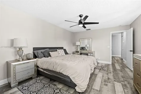 10997 Long Boat Drive Cooper City FL 33026