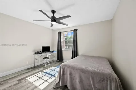 10997 Long Boat Drive Cooper City FL 33026