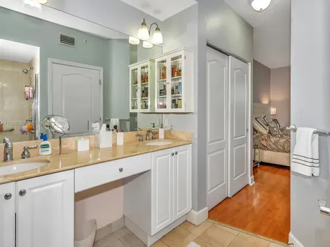7542 SW 102nd Street Pinecrest FL 33156
