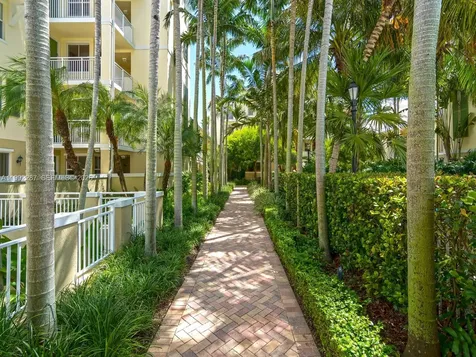 7542 SW 102nd Street Pinecrest FL 33156