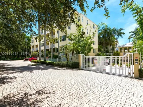7542 SW 102nd Street Pinecrest FL 33156