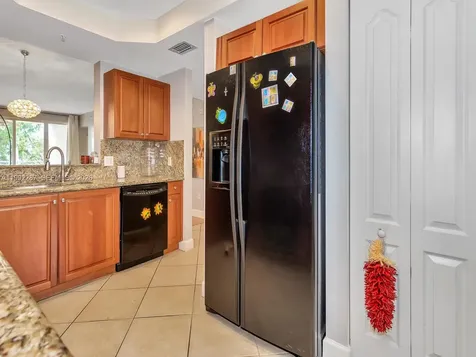 7542 SW 102nd Street Pinecrest FL 33156