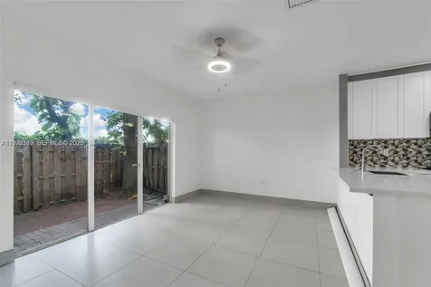 1720 NE 33 Avenue Homestead FL 33033
