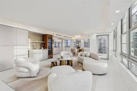 5660 Collins Avenue Miami Beach FL 33140