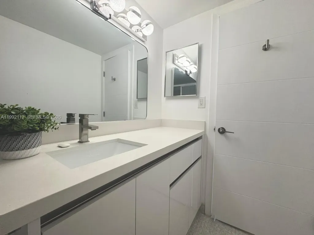 3800 S Ocean Drive Hollywood FL 33019