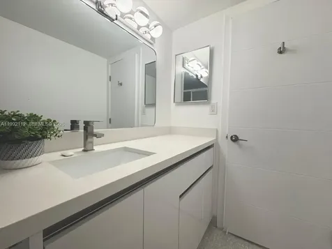 3800 S Ocean Drive Hollywood FL 33019