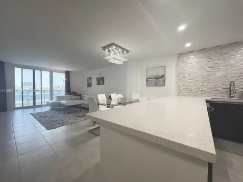 3800 S Ocean Drive Hollywood FL 33019