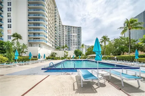 3800 S Ocean Drive Hollywood FL 33019
