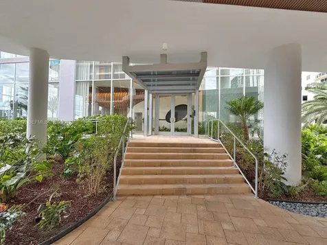 700 NE 24 Street Miami FL 33137