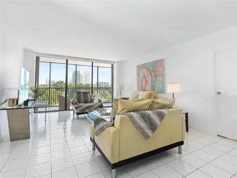20379 W Country Club Drive Aventura FL 33180