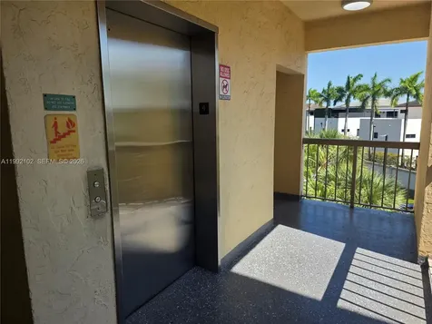 8100 Geneva Court Doral FL 33166