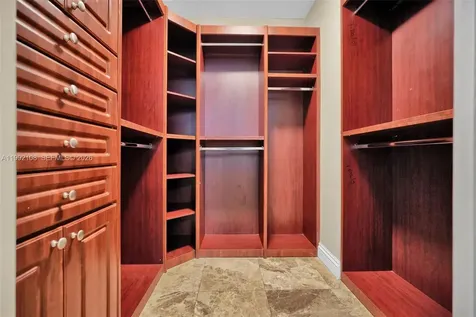 5401 Collins Avenue Miami Beach FL 33140