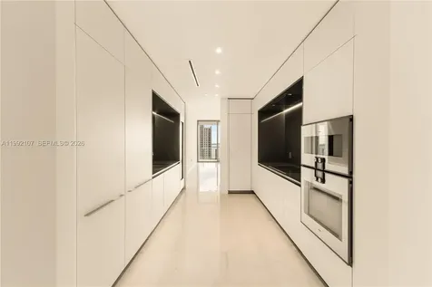 300 Biscayne Boulevard Way Miami FL 33131
