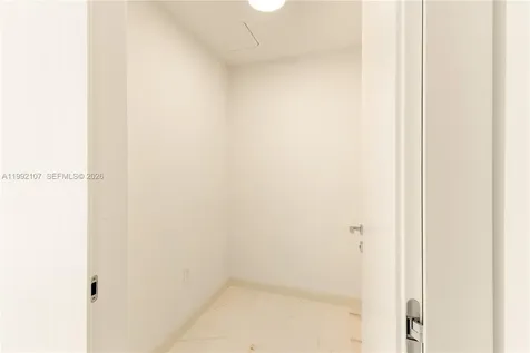 300 Biscayne Boulevard Way Miami FL 33131