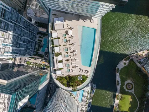 300 Biscayne Boulevard Way Miami FL 33131