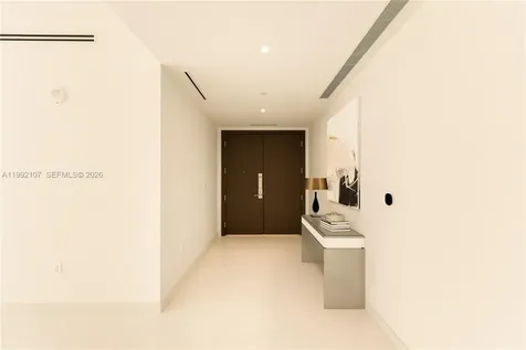 300 Biscayne Boulevard Way Miami FL 33131