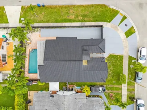 803 NW 133rd Court Miami FL 33182