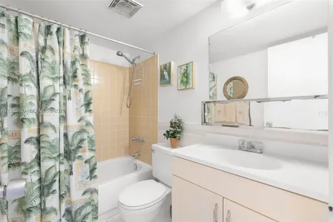2400 NE 10th Street Pompano Beach FL 33062