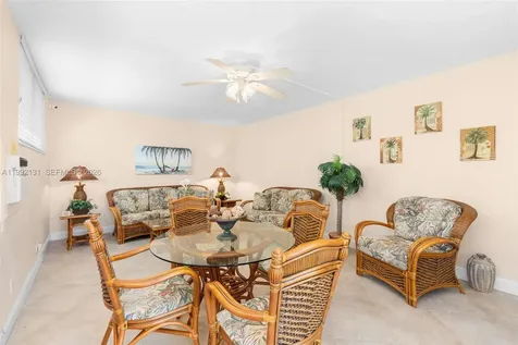2400 NE 10th Street Pompano Beach FL 33062