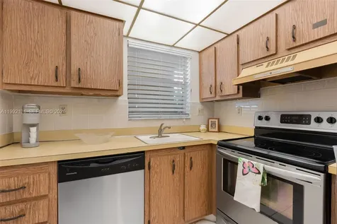 2400 NE 10th Street Pompano Beach FL 33062